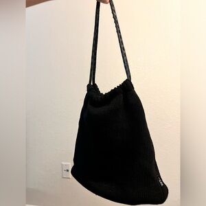 The Sak Elliott Lucca Knitted Bag Black Crochet Lined Pockets 9x10x4 Small